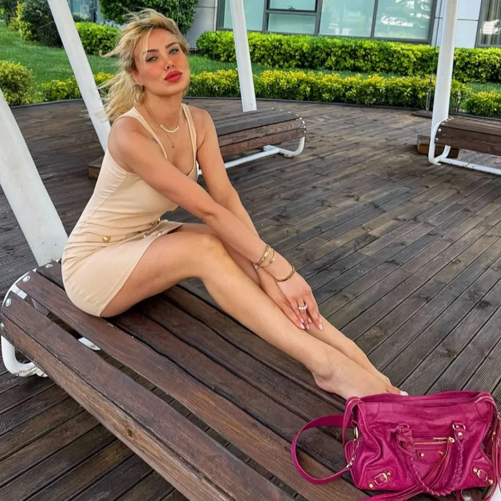 Ceyda Ersoy Türk Onlyfans Fotoğrafları 1